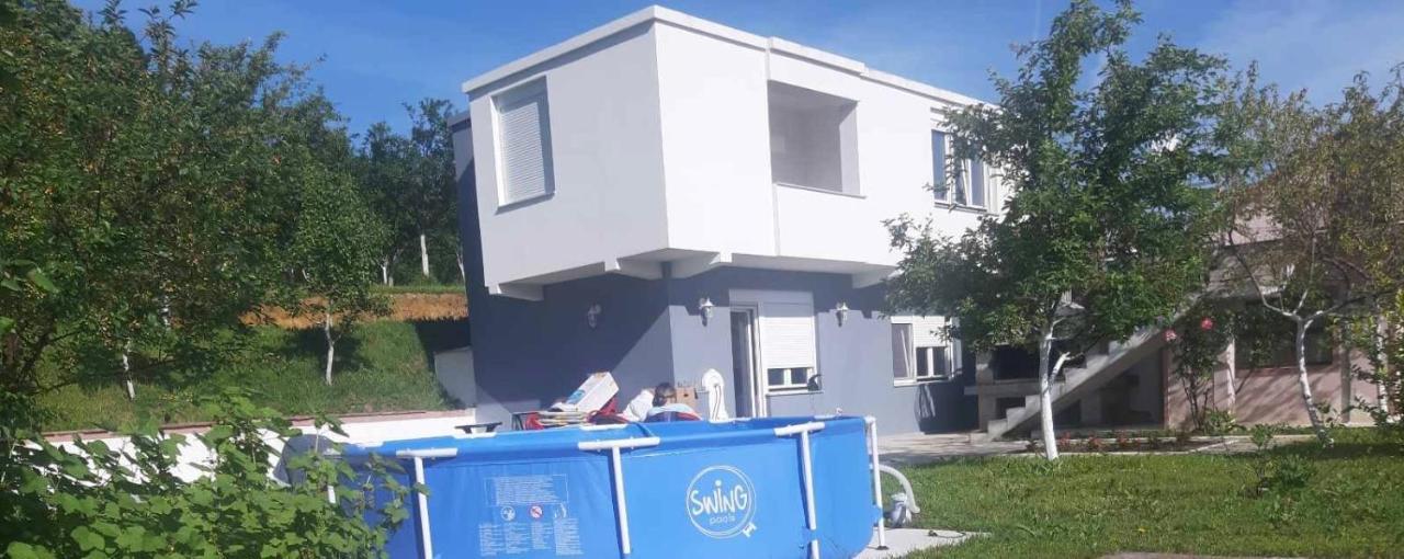 Villa Resting House Oaza à Bihać Extérieur photo